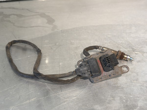 Nox senzor Mercedes W213 (fotografija 1)
