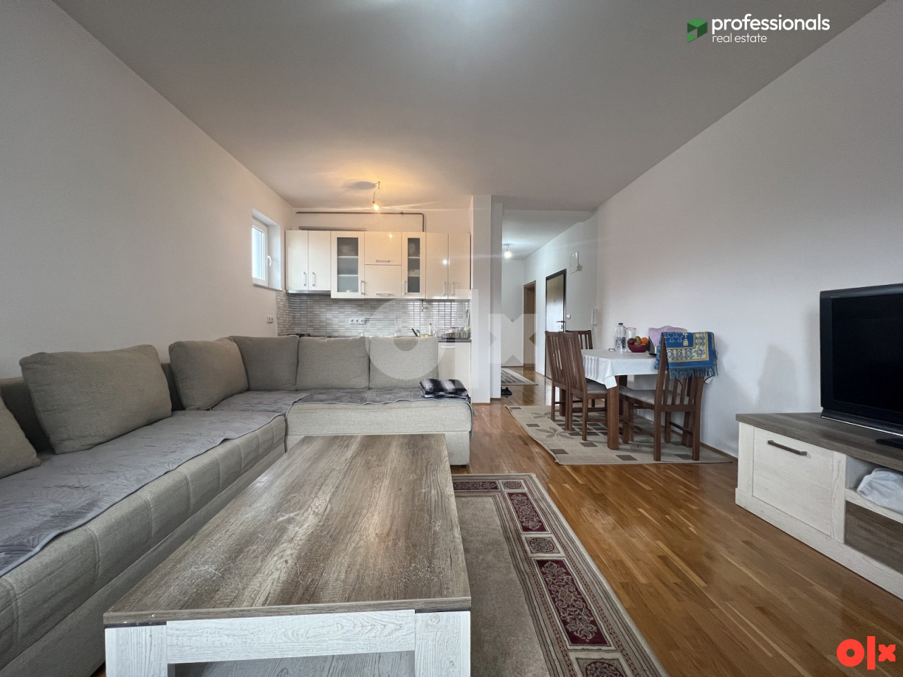 Trosoban stan Stupsko Brdo Ilidža Sarajevo 66 m2 3