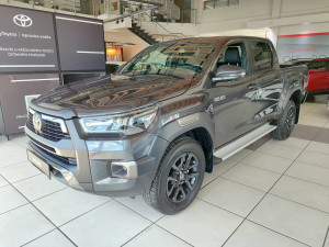 Toyota Hilux Invincible 2.8 D-4D
