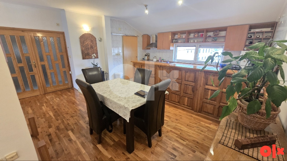 Kartel ,TROSOBAN STAN/MOSTAR /CENTAR/130M2 20