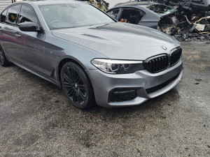 BMW 5 G30 520d XDRIVE 4x4 M HarmanKardon Siber Elekticna sjedišta