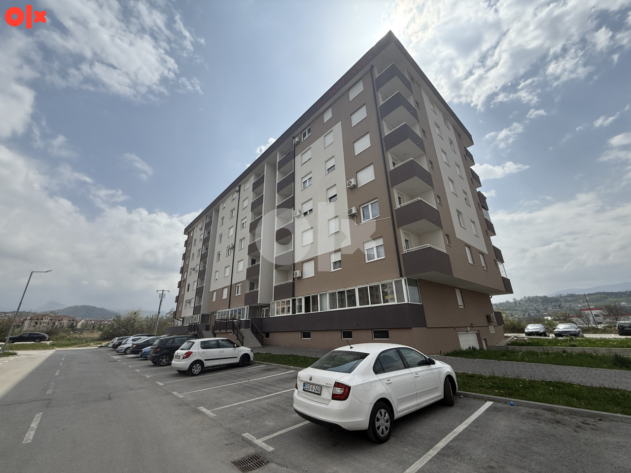 Trosoban stan Istočno Sarajevo 58 m2