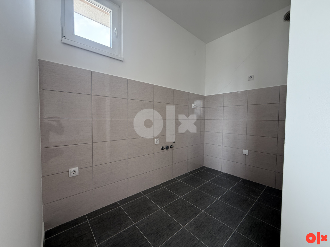 Trosoban stan Istočno Sarajevo 58 m2 10