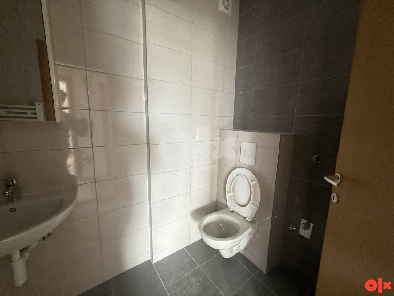 Trosoban stan Istočno Sarajevo 58 m2 17