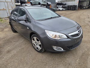 Crijeva Opel Astra j 2011