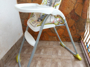 HRANILICA  ZA BEBE STOLICA DJECU     J O I E  top stanje
