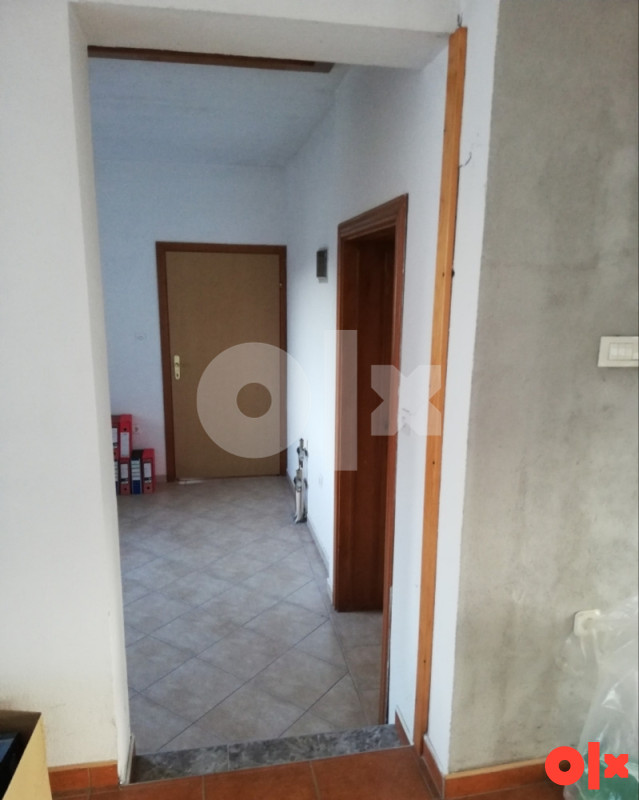 Poslovni prostor Bosanska Krupa 4