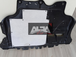 Zaštita plastika motora Golf 7