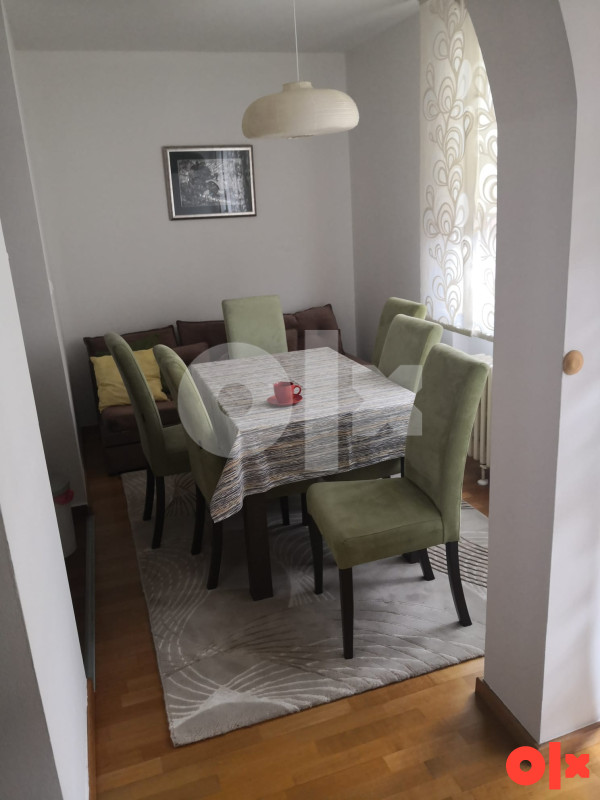 Namjestan stan na raskrnici na Pofalicima 3