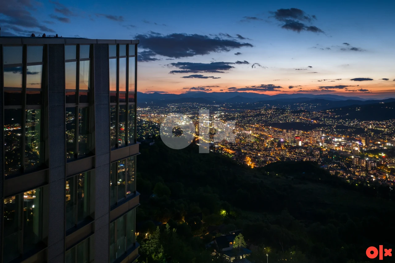 Roof Gardens penthouse 2: 173.00 m2 3