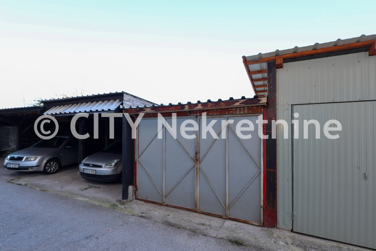 Četverosoban adaptiran stan - Stari grad - Bistrik - 94 m2 27