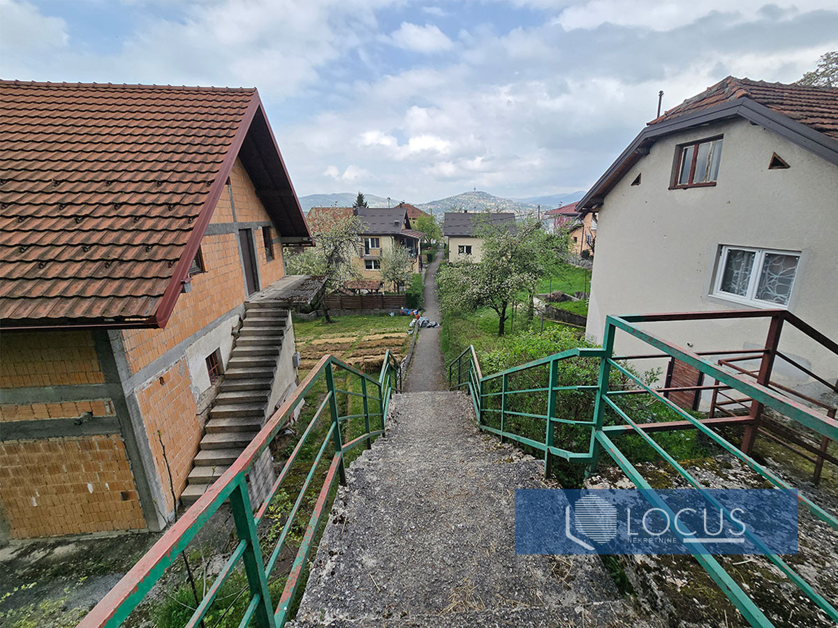LOCUS: Dupleks kuća i dvorište, Vraca, Novo Sarajevo 15
