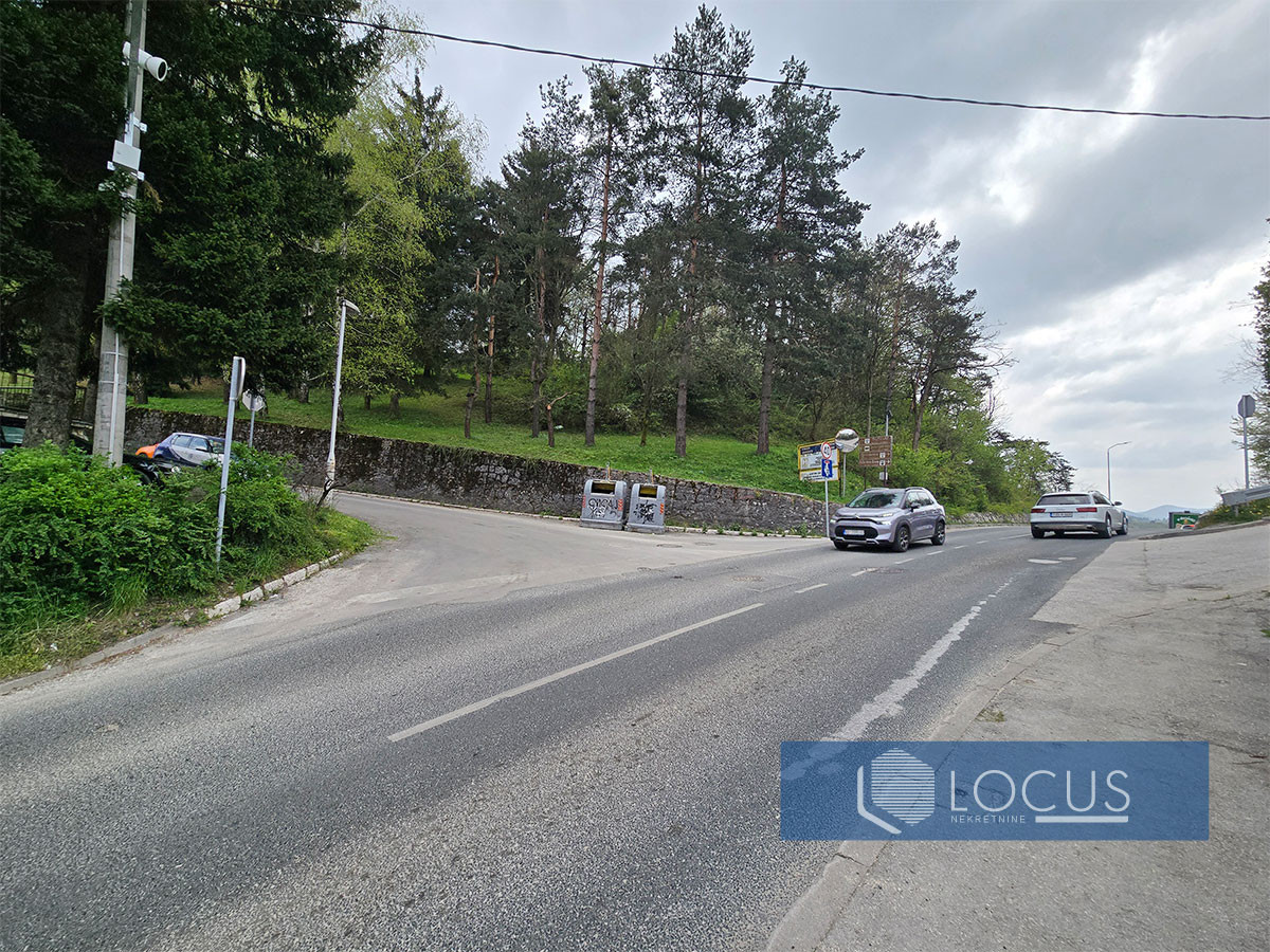 LOCUS: Dupleks kuća i dvorište, Vraca, Novo Sarajevo 18