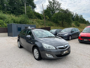 OPEL ASTRA 1.7 CDTI 2011g KLIMA