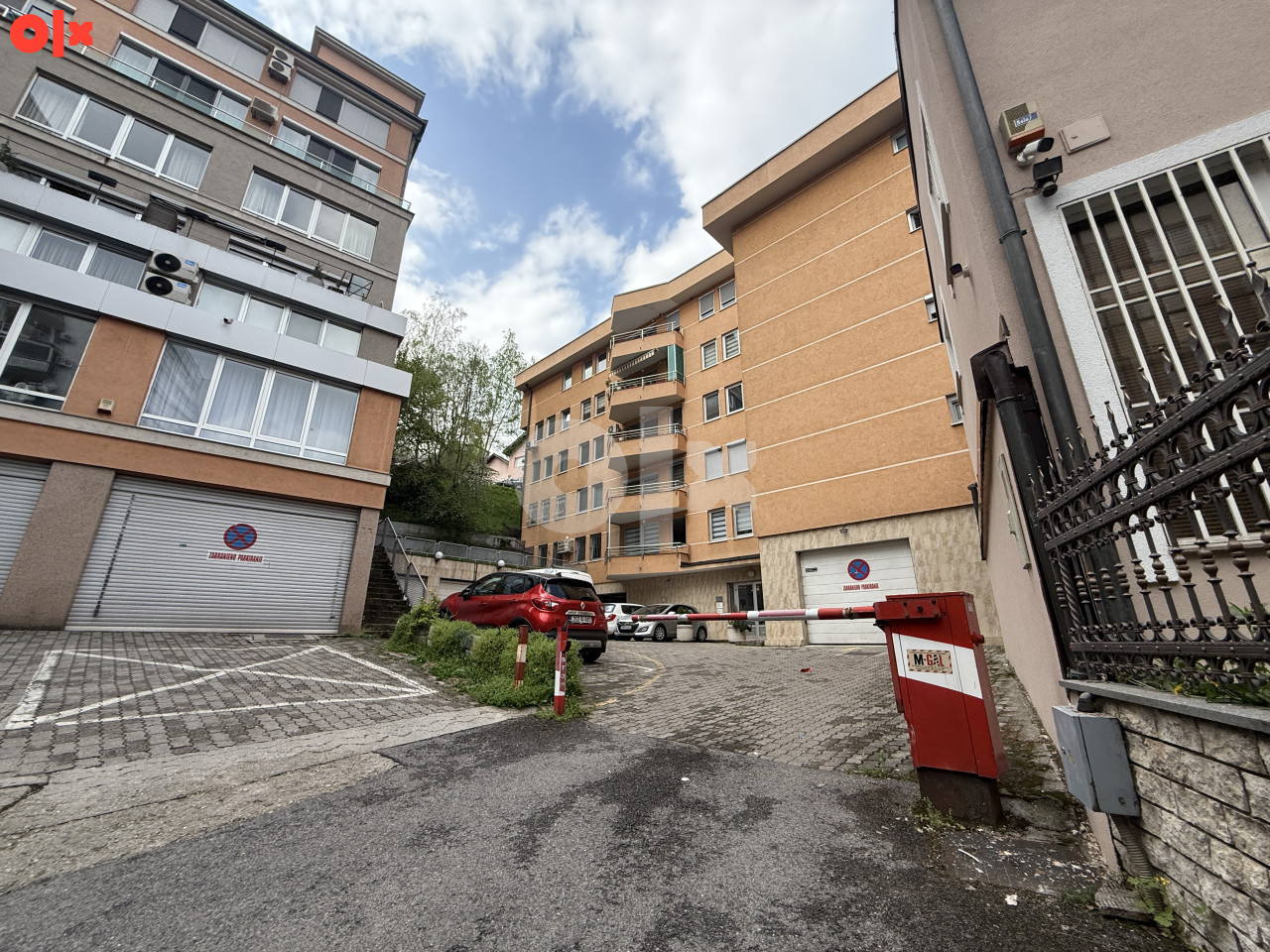 Četverosoban stan Skenderija Centar Sarajevo sa garažnim mjestom 3