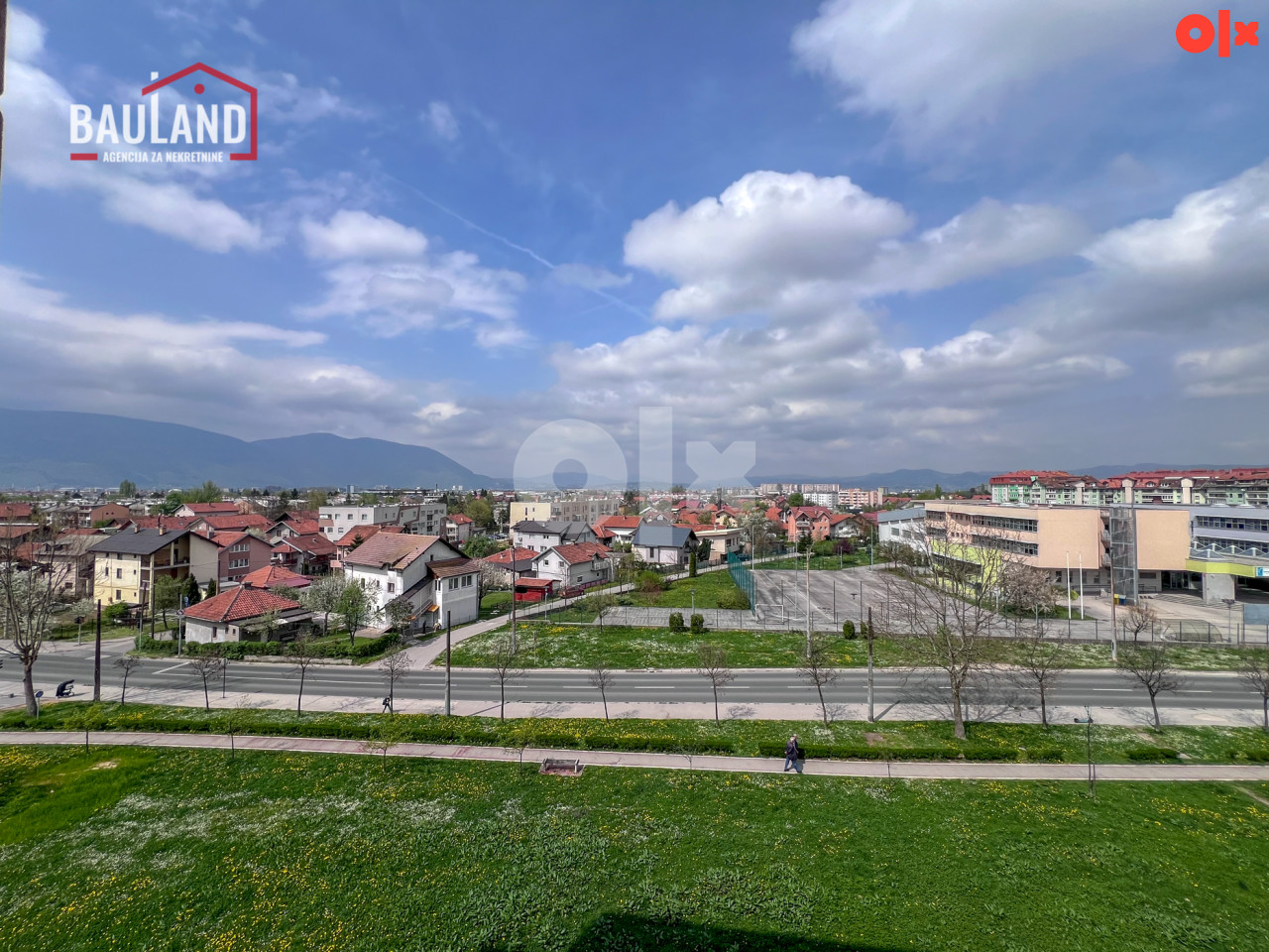 BAULAND/ Dvosoban renoviran stan u naselju Dobrinja 2