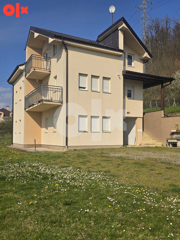 KUĆA I ZEMLJIŠTE U NASELJU TRAPISTI Banja Luka, 3849m2. 3