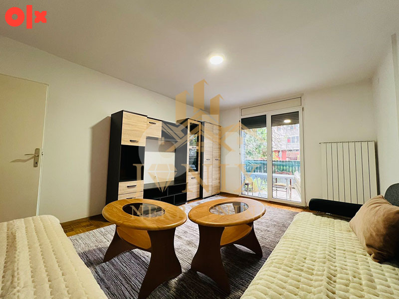 Najam trosoban stan kod Emporiuma Banja Luka 70m2 2