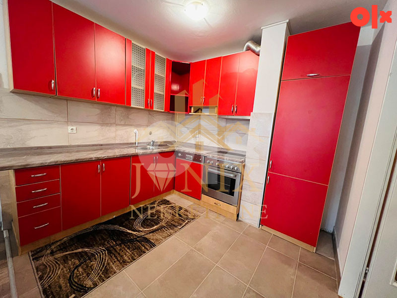 Najam trosoban stan kod Emporiuma Banja Luka 70 m² - Mehr