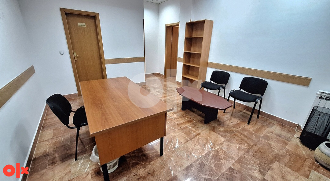 Poslovni prostor Pale 85m2 CENTAR