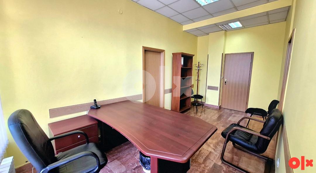 Poslovni prostor Pale 85m2 CENTAR 3