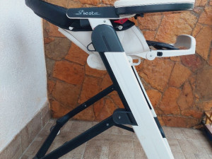 HRANILICA  ZA BEBE STOLICA DJECU  PEG PEREGO folow me SIESTA