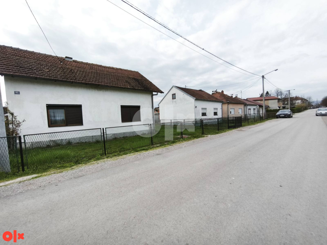 KUĆA 90m2 - OKUĆNICA 580m2 - TRAPISTI KOD PIVARE