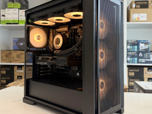 GAMING PC RTX 5070 TI 16GB/RYZEN 7 7800X3D/32GB DDR5