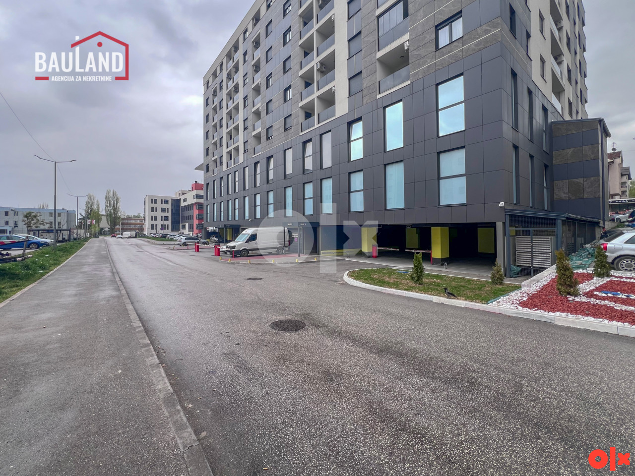 Atraktivan trosoban stan površine 90m2, Istočno Sarajevo 22