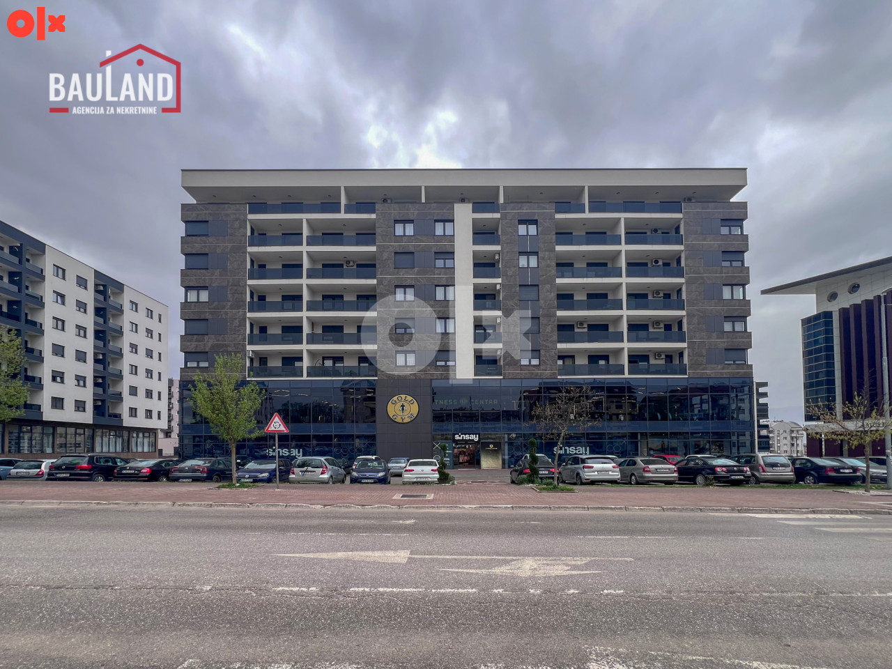 Atraktivan trosoban stan površine 90m2, Istočno Sarajevo 24