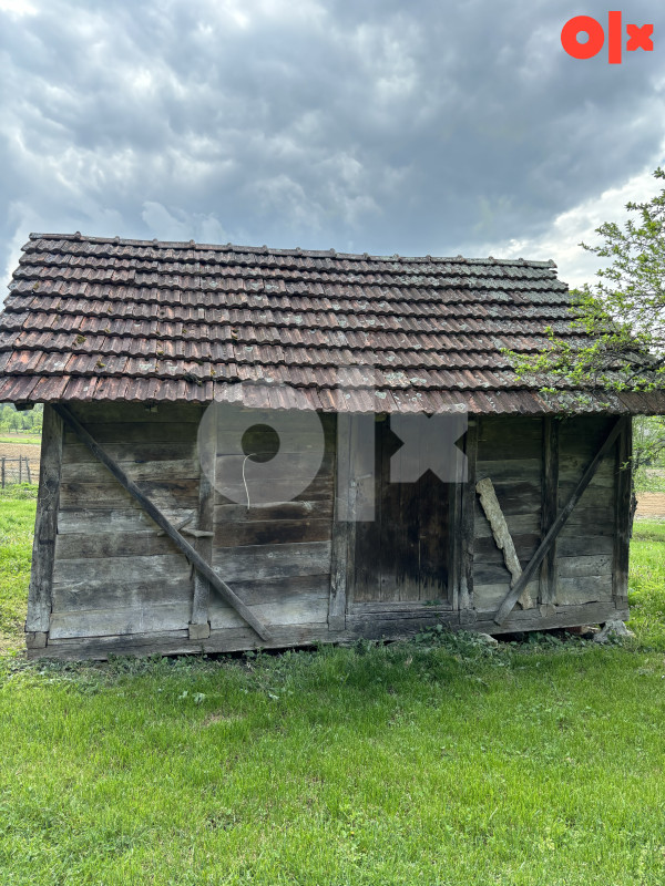 Drveni ambar,hrastova zgrada,kijer ,šupa , pomocni objekat