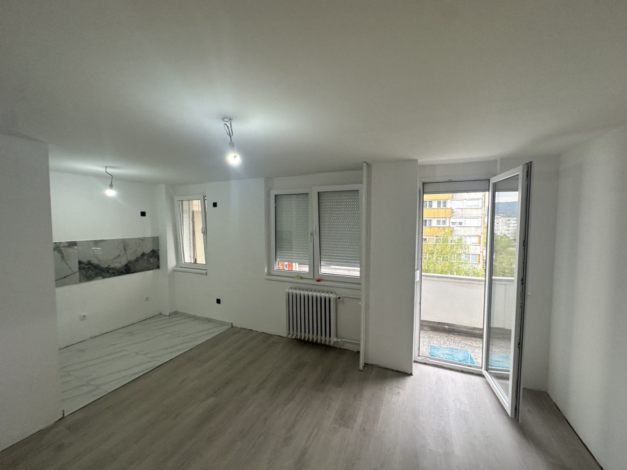 Dvosoban stan 45m2 - BORIK (Renoviran, Balkon, 1/1)