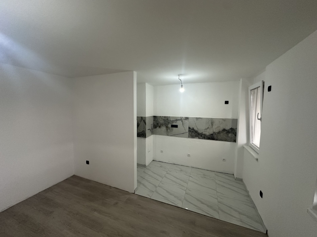 Dvosoban stan 45m2 - BORIK (Renoviran, Balkon, 1/1) 3