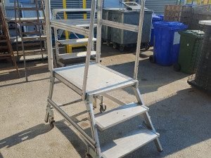 ALUMINIJSKI PODEST STEPENISTE