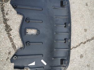 Zaštita plastika motora BMW X5