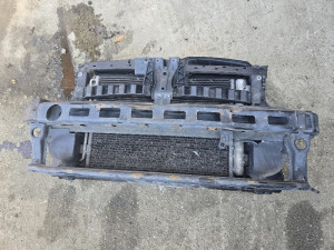VW Golf 6 2.0 TDI prsa sa hladnjacima i gredom