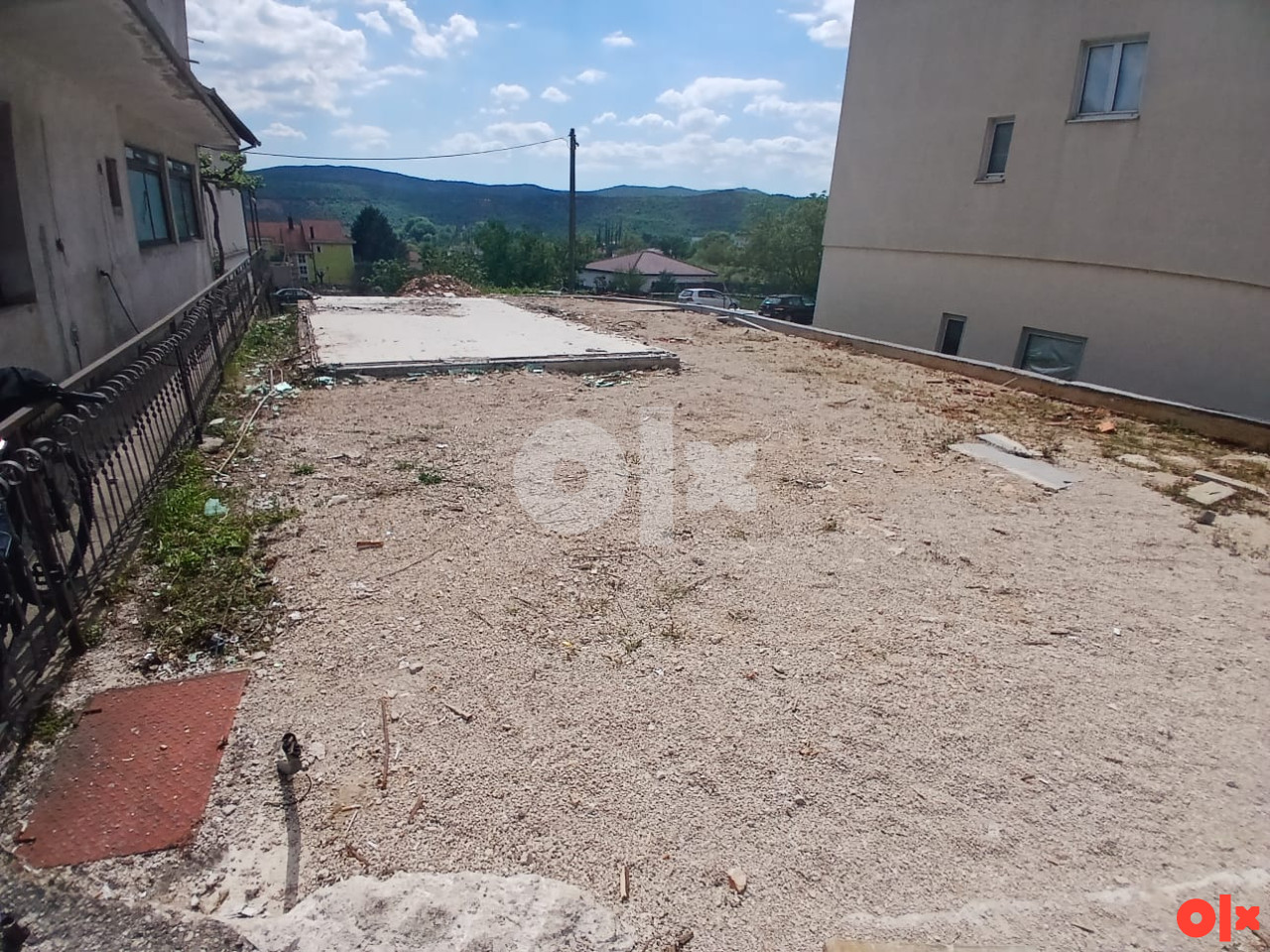 Zemljište Grude 370m2 centar kod skole 5