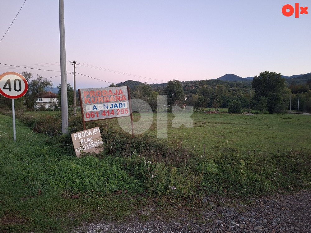 Plac Vozuca 3