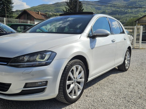 Golf 7. MBT 2.0 TDI  Panorama Led Kamera Navi