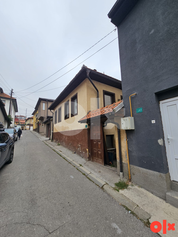 Kuća u centru Visokog 2