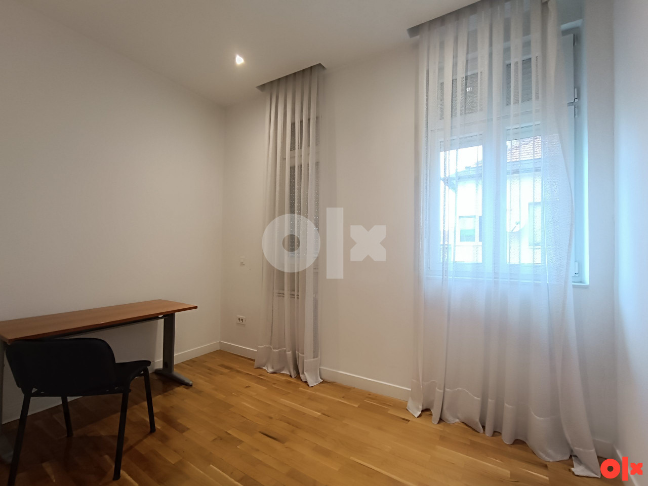 Namješten luskuzan stan 130 m2 Sarajevo - Centar 13
