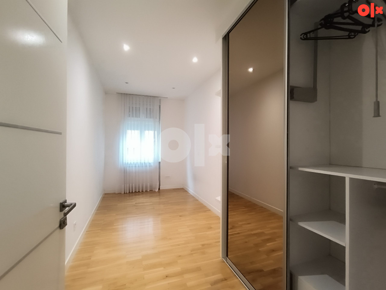 Namješten luskuzan stan 130 m2 Sarajevo - Centar 17