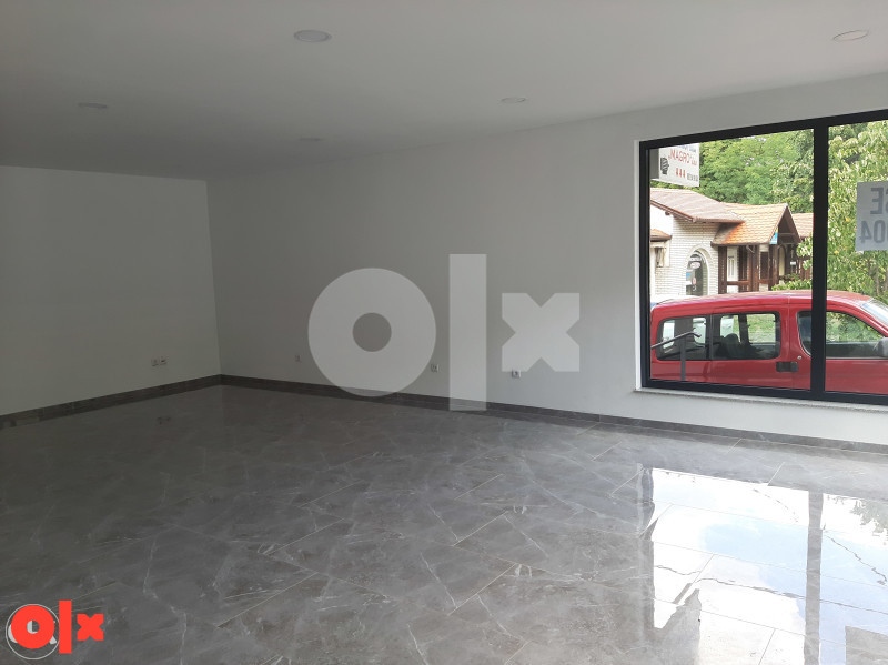 Poslovni prostor Gradačac 90m2 2