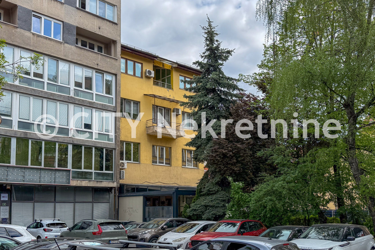 Stan - Poslovni prostor - Centar - Branilaca Sarajeva - 101 m2