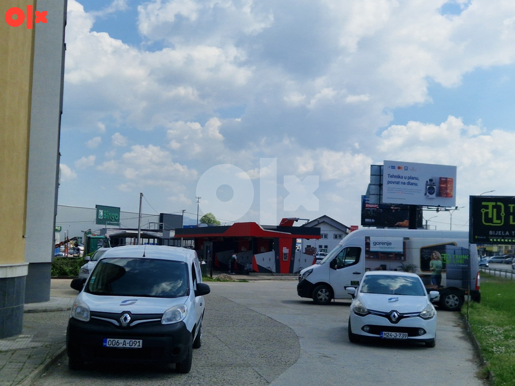POSLOVNI PROSTOR PRIJEDOR / IZDAJEM 8