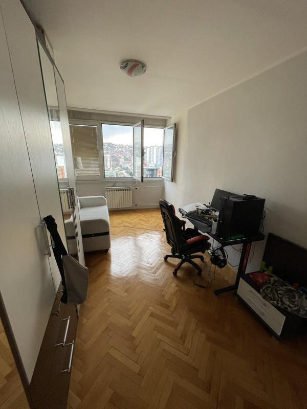 Sigenx prodaje/trosoban stan/Socijalno/Ložionička/71 m2 11