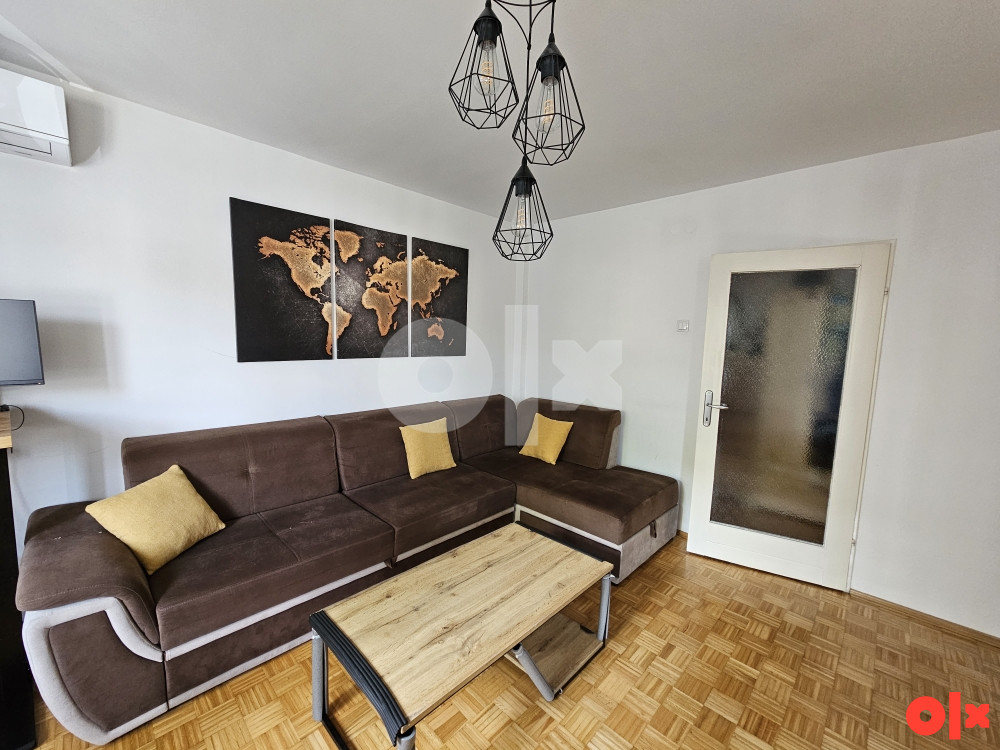 Useljiv dvoiposoban stan 60m2 Obilićevo 3