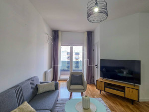 Stan sa jednom spavaćom sobom najam Istočno Sarajevo