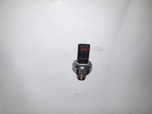 8570936 SENZOR PRITISKA GORIVA  BMW 1 F20 / F21  2011-