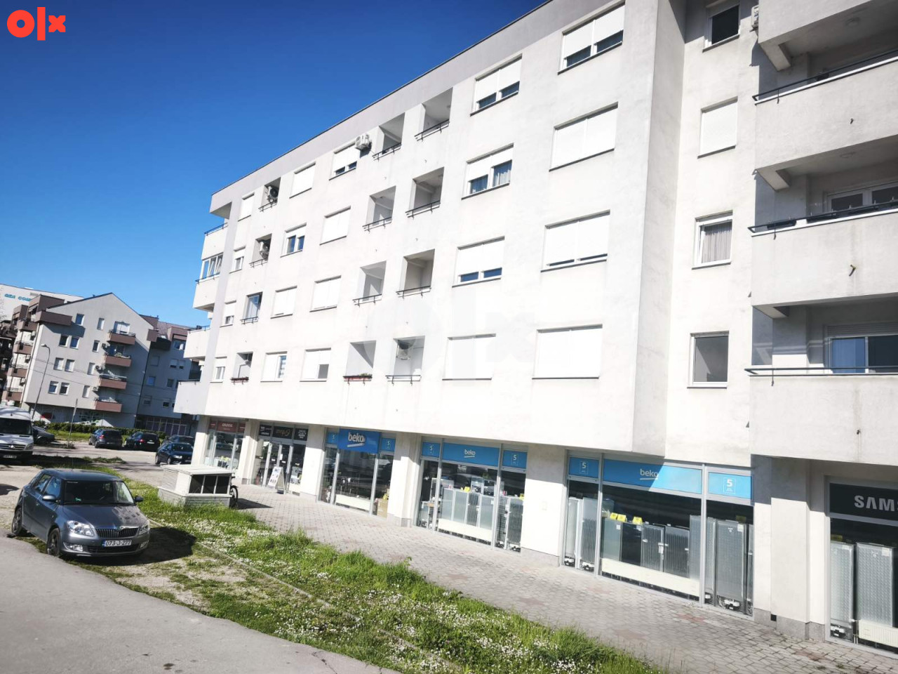 NA PRODAJU U BORIKU GARSONJERA 29m2 + GARAŽNO MJESTO